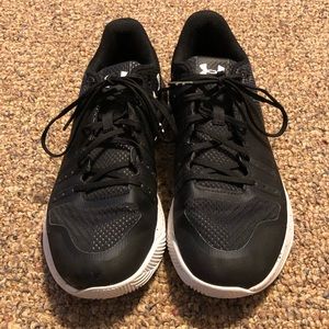 UNDER ARMOUR Women’s Size 10 Casual Sneaker.
